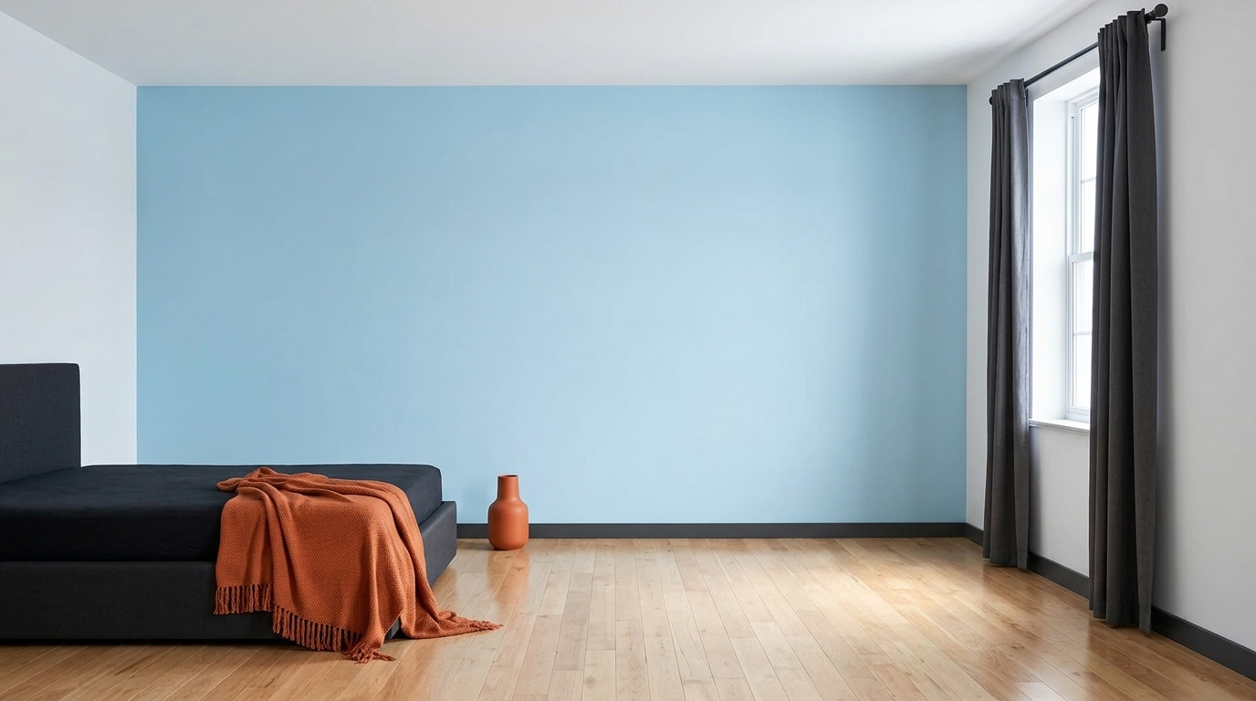 Chambre de condo avec mur bleu ciel d'accent